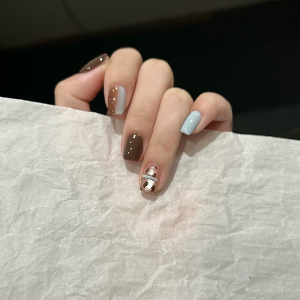Customizable handmade press-on nails, short square