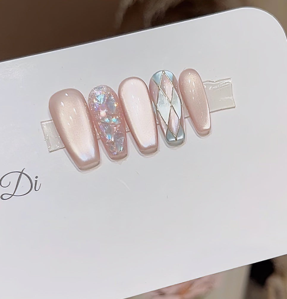 Handmade Viral Cat Eye Diamond Nails – Lux Magnet Glow Press-on nails|customizable