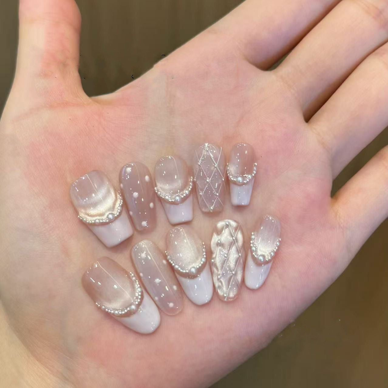 Handmade Pink Temperament press-on nails customizable