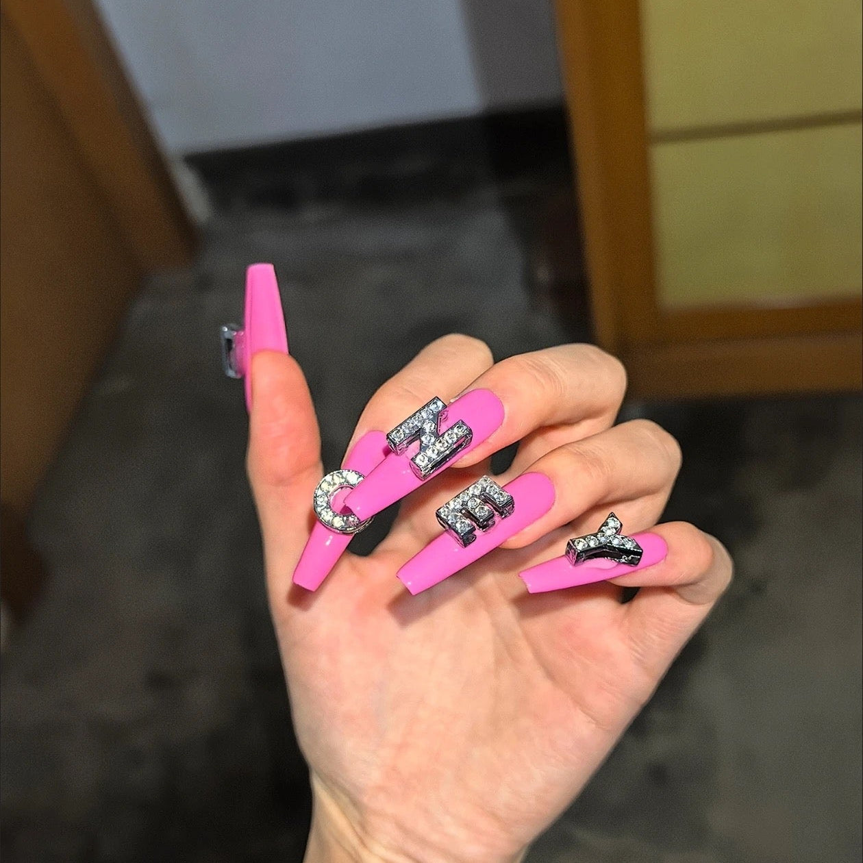 Handmade press-on nails Honey Baby