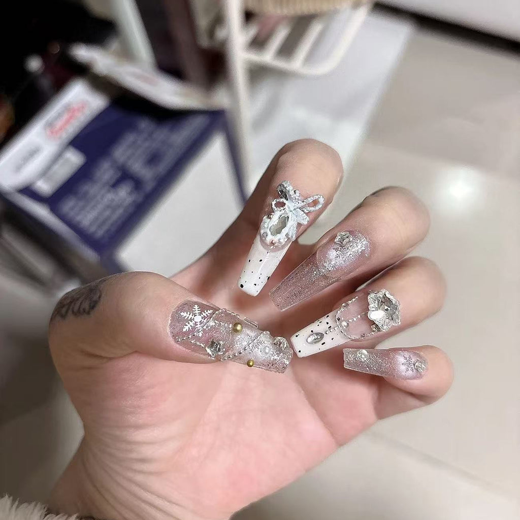 Handmade press-on nails Christmas Snowflakes