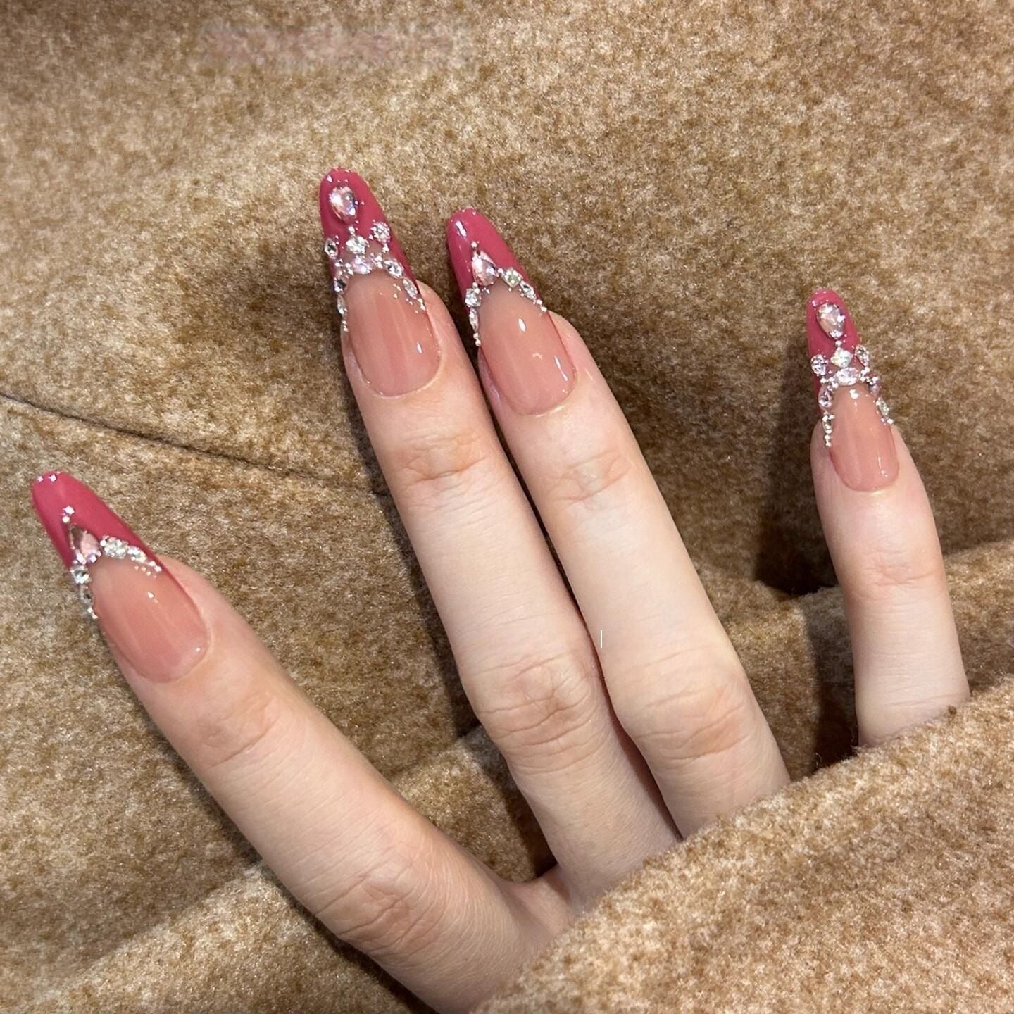 Handmade press-on nails Pomegranate