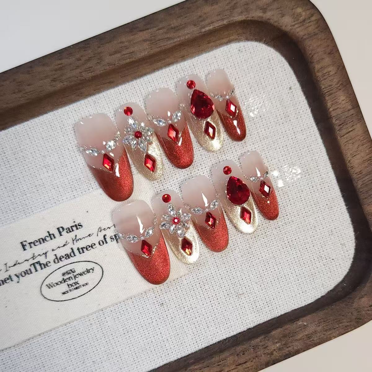 Handmade press-on nails Gem