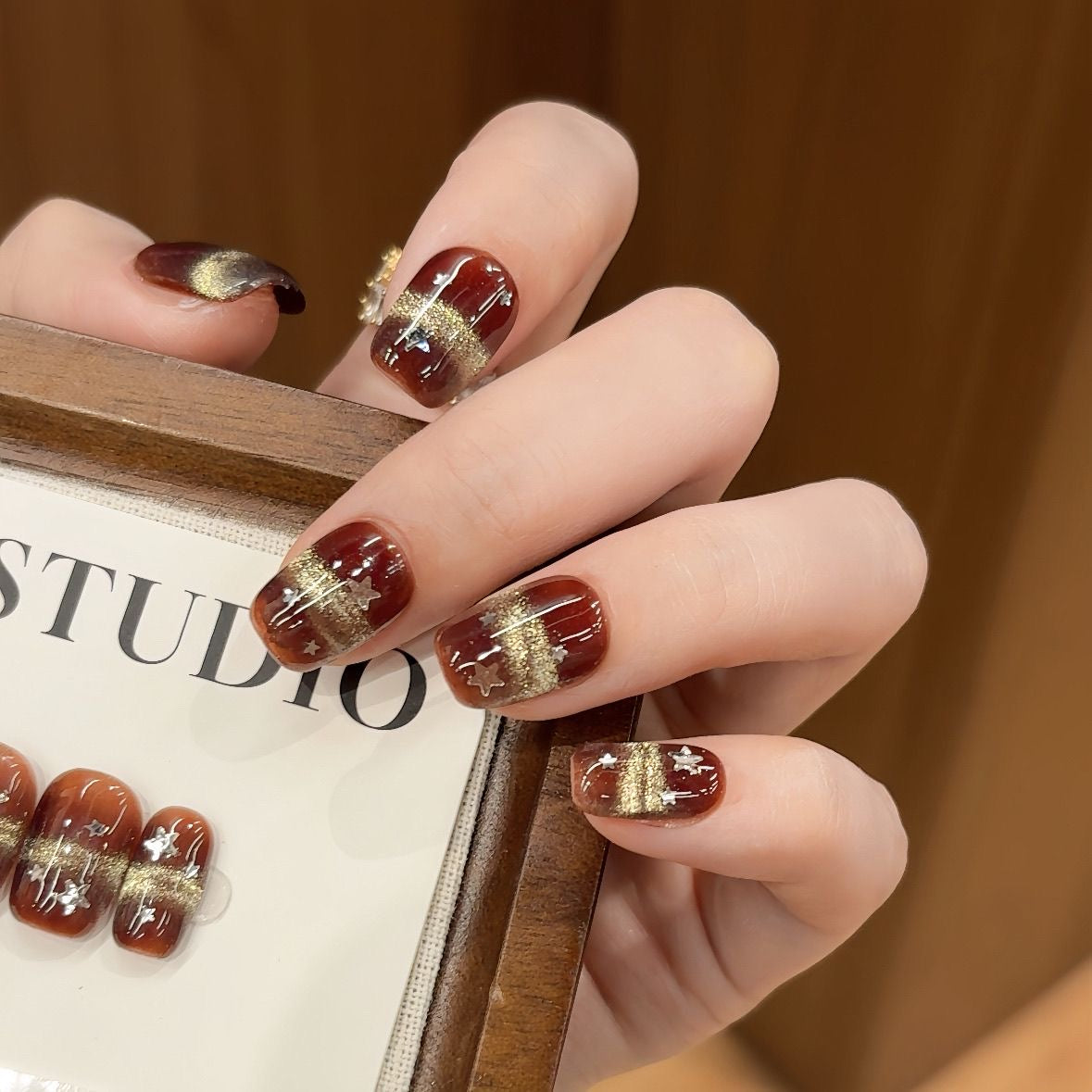 Handmade press-on nails Brown Star