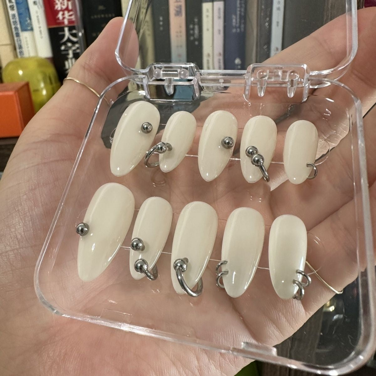 Handmade press-on nails Willow nail perforation