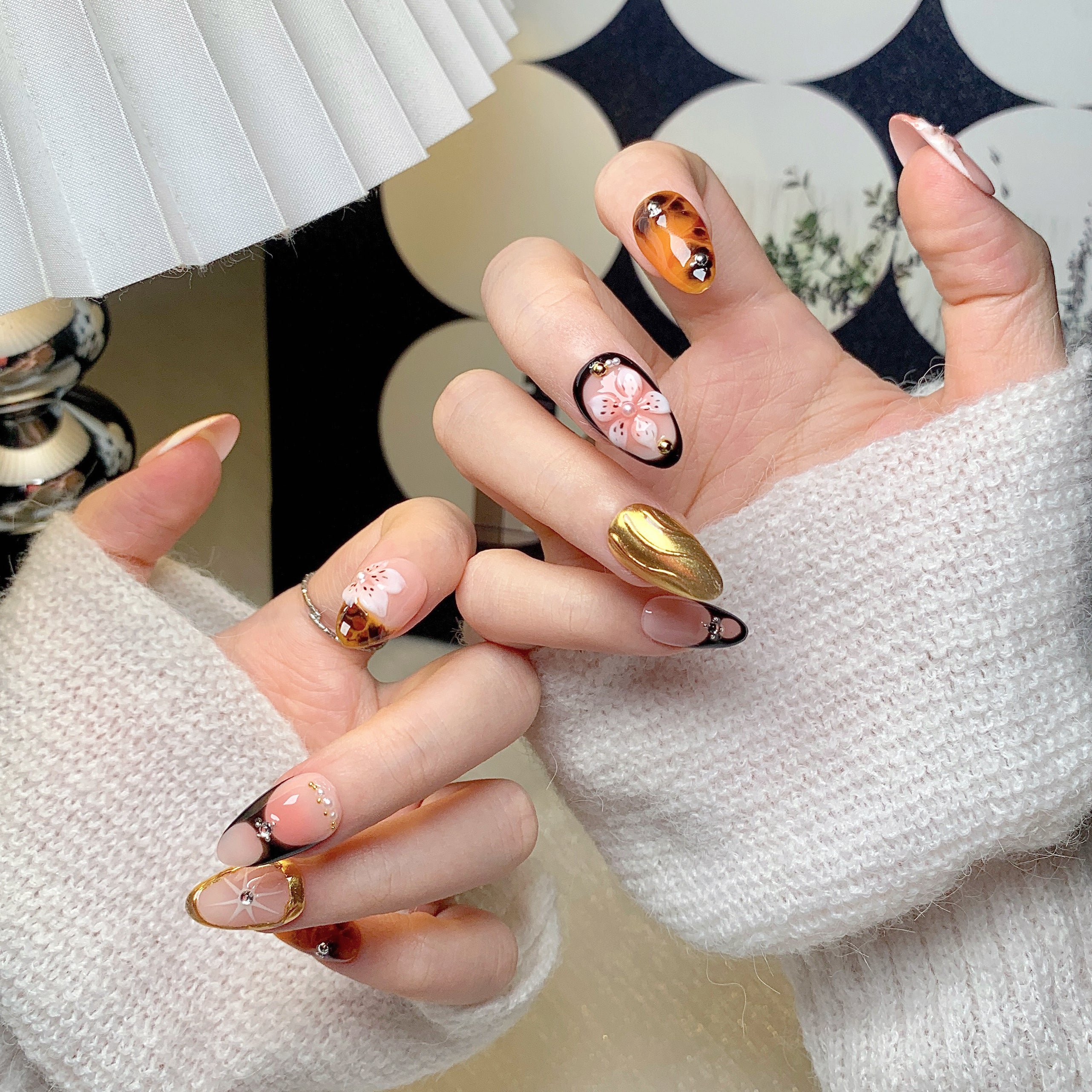 Luxury 3D Gold Almond