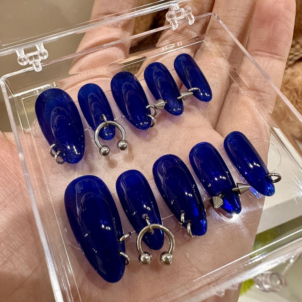 Handmade press-on nails Willow nail perforation