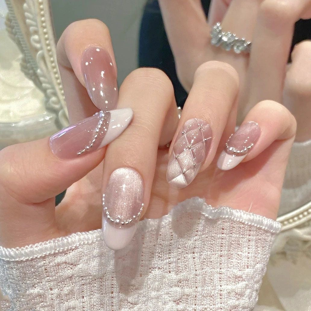 Handmade Pink Temperament press-on nails customizable