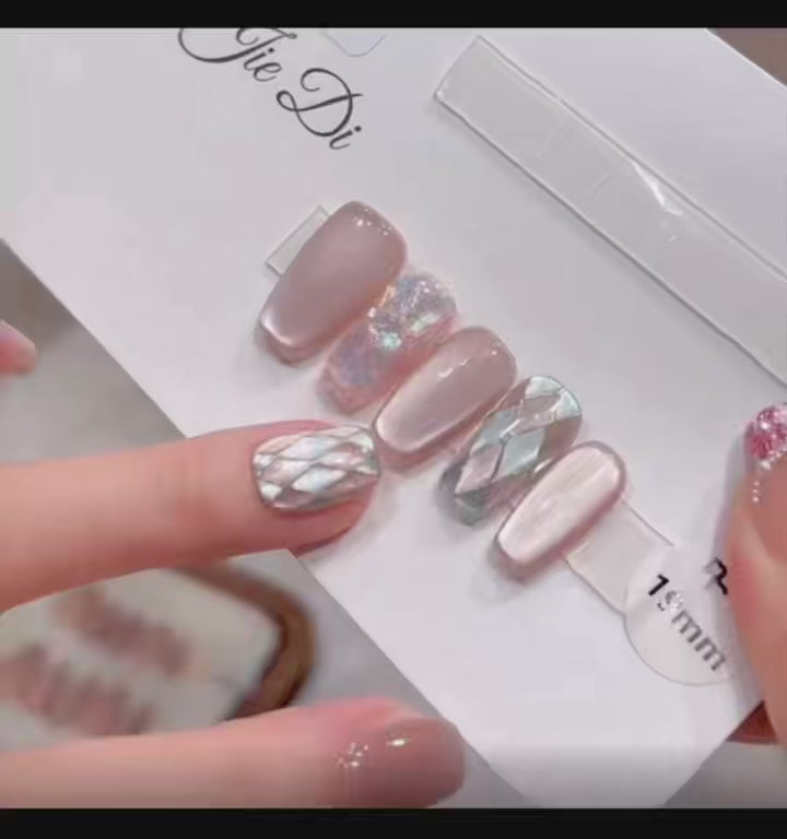 Handmade Viral Cat Eye Diamond Nails – Lux Magnet Glow Press-on nails|customizable